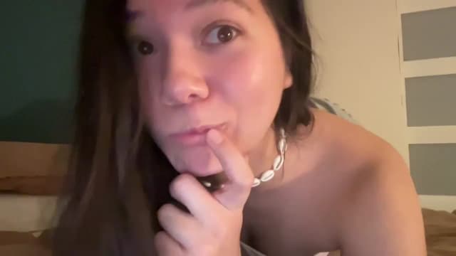 Gallery image thumbnail from imava's myfreecams stream on, 06/17/2025, 22:48 image 7 of 20