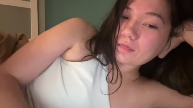 Gallery image thumbnail from imava's myfreecams stream on, 06/28/2025, 10:54 image 19 of 20