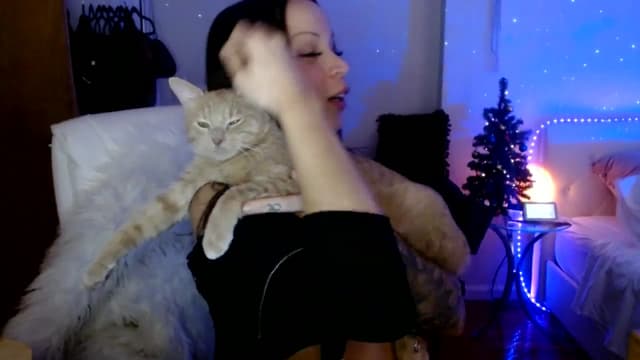 Gallery image thumbnail from indie's myfreecams stream on, 11/28/2024, 16:02 image 4 of 20