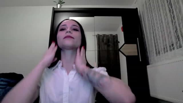 Gallery image thumbnail from kllLr's myfreecams stream on, 03/06/2023, 02:59 image 17 of 20