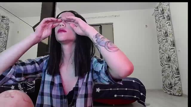 Gallery image thumbnail from kllLr's myfreecams stream on, 09/16/2023, 20:05 image 15 of 20