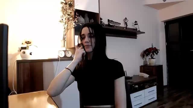 Gallery image thumbnail from kllLr's myfreecams stream on, 12/27/2024, 22:56 image 9 of 20