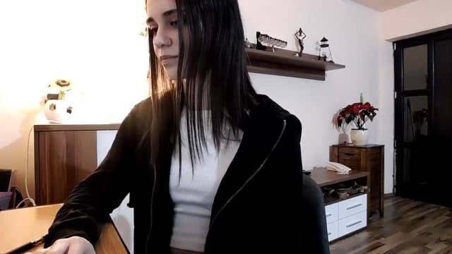 Gallery image thumbnail from kllLr's myfreecams stream on, 12/28/2024, 24:00 image 9 of 20