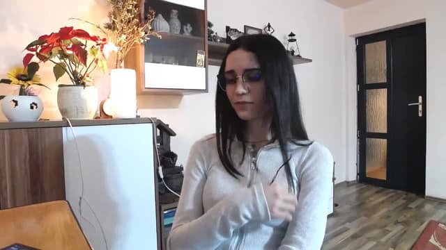 Gallery image thumbnail from kllLr's myfreecams stream on, 12/31/2024, 17:43 image 20 of 20