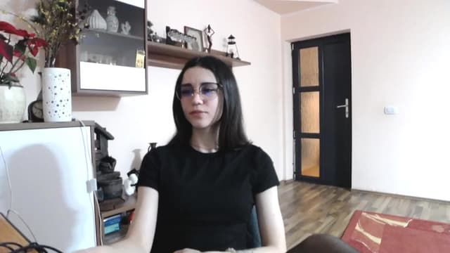 Gallery image thumbnail from kllLr's myfreecams stream on, 12/31/2024, 21:43 image 4 of 20