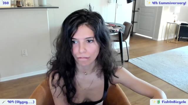 Gallery image thumbnail from litty's myfreecams stream on, 11/23/2023, 24:34 image 4 of 20