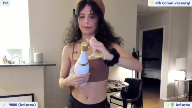 Gallery image thumbnail from litty's myfreecams stream on, 11/27/2023, 07:05 image 13 of 20
