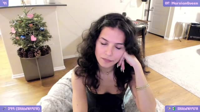 Gallery image thumbnail from litty's myfreecams stream on, 12/28/2023, 07:21 image 1 of 20