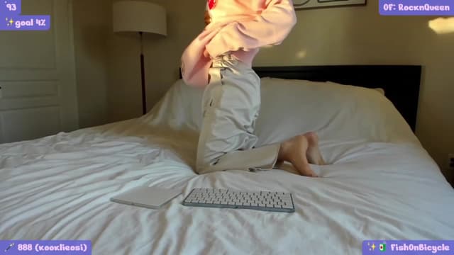 Gallery image thumbnail from litty's myfreecams stream on, 12/30/2023, 24:38 image 1 of 20