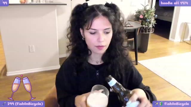 Gallery image thumbnail from litty's myfreecams stream on, 01/01/2024, 03:39 image 4 of 20