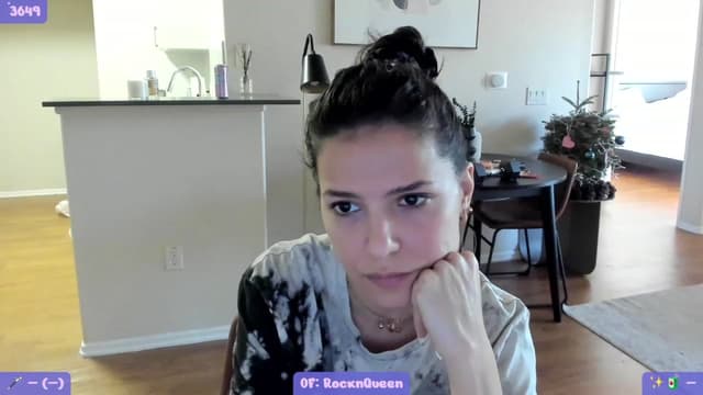 Gallery image thumbnail from litty's myfreecams stream on, 01/03/2024, 24:11 image 2 of 20