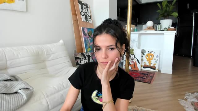 Gallery image thumbnail from litty's myfreecams stream on, 03/12/2024, 23:19 image 16 of 20