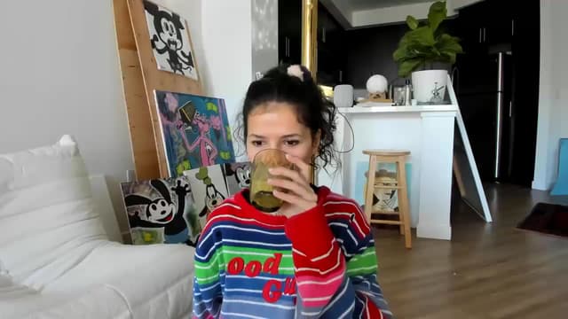 Gallery image thumbnail from litty's myfreecams stream on, 03/16/2024, 19:28 image 14 of 20