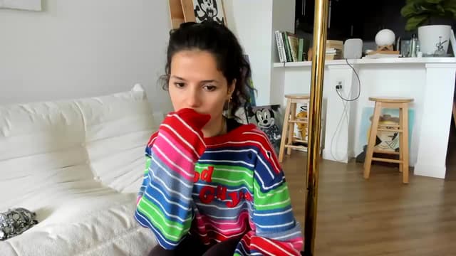 Gallery image thumbnail from litty's myfreecams stream on, 03/16/2024, 23:49 image 16 of 20