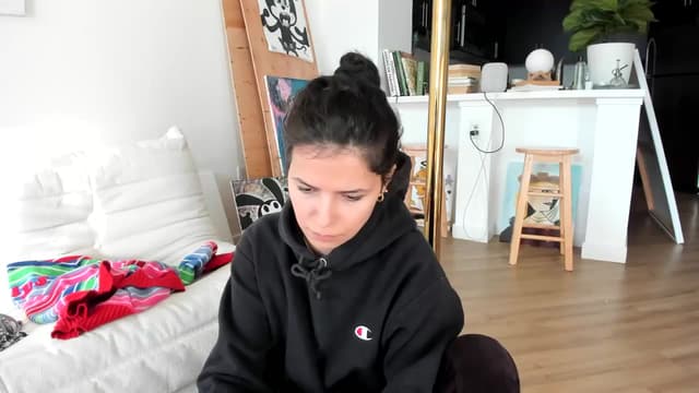 Gallery image thumbnail from litty's myfreecams stream on, 03/17/2024, 01:30 image 5 of 20