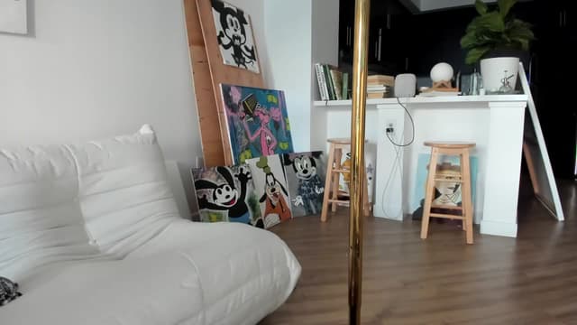 Gallery image thumbnail from litty's myfreecams stream on, 03/17/2024, 01:30 image 19 of 20