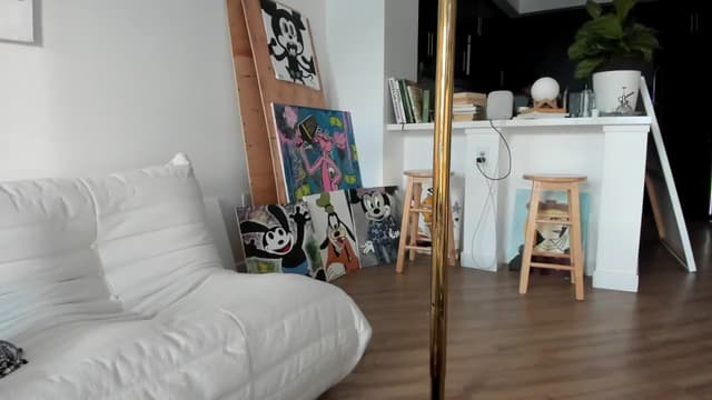 Gallery image thumbnail from litty's myfreecams stream on, 03/17/2024, 01:30 image 18 of 20