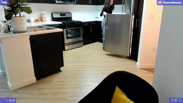Gallery image thumbnail from litty's myfreecams stream on, 03/23/2024, 05:32 image 2 of 20