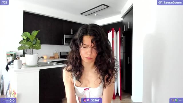 Gallery image thumbnail from litty's myfreecams stream on, 04/06/2024, 20:02 image 1 of 20