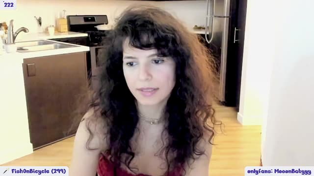 Gallery image thumbnail from litty's myfreecams stream on, 05/03/2024, 02:36 image 18 of 20