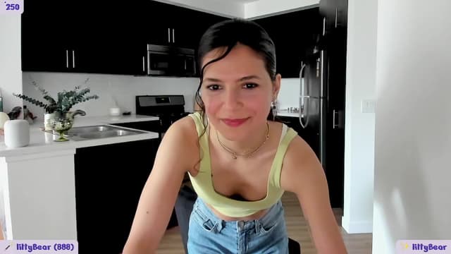 Gallery image thumbnail from litty's myfreecams stream on, 06/05/2024, 02:21 image 9 of 20
