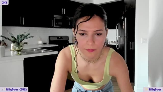 Gallery image thumbnail from litty's myfreecams stream on, 06/05/2024, 02:21 image 16 of 20