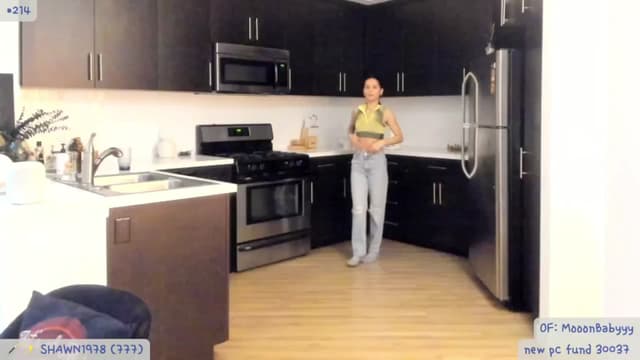Gallery image thumbnail from litty's myfreecams stream on, 06/18/2024, 04:43 image 5 of 20