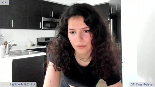 Gallery image thumbnail from litty's myfreecams stream on, 06/19/2024, 04:24 image 8 of 20