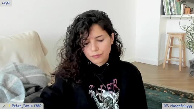Gallery image thumbnail from litty's myfreecams stream on, 06/21/2024, 03:33 image 1 of 20
