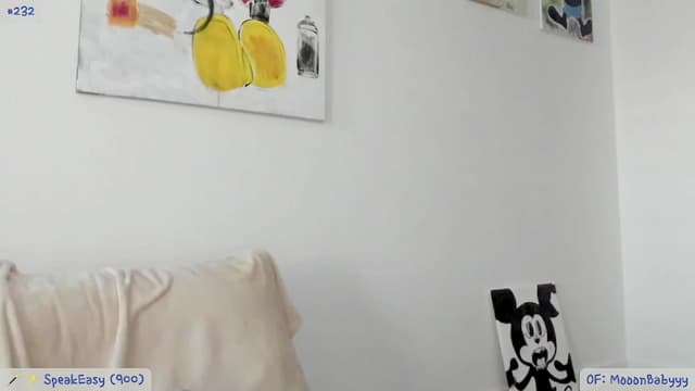 Gallery image thumbnail from litty's myfreecams stream on, 06/21/2024, 03:33 image 15 of 20