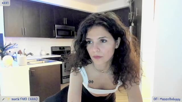 Gallery image thumbnail from litty's myfreecams stream on, 06/25/2024, 05:01 image 19 of 20