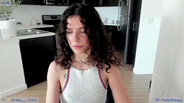 Gallery image thumbnail from litty's myfreecams stream on, 06/26/2024, 24:05 image 10 of 20