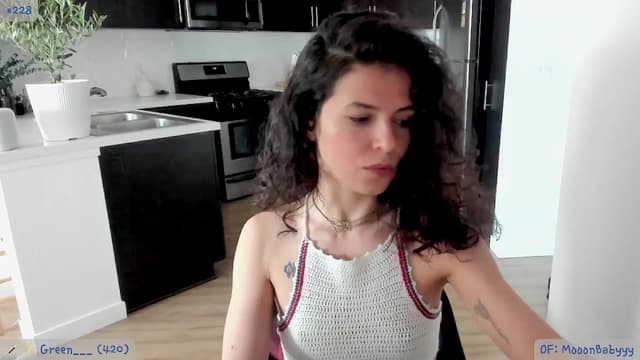 Gallery image thumbnail from litty's myfreecams stream on, 06/26/2024, 01:18 image 10 of 20