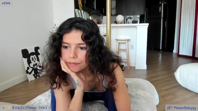 Gallery image thumbnail from litty's myfreecams stream on, 06/29/2024, 21:45 image 12 of 20
