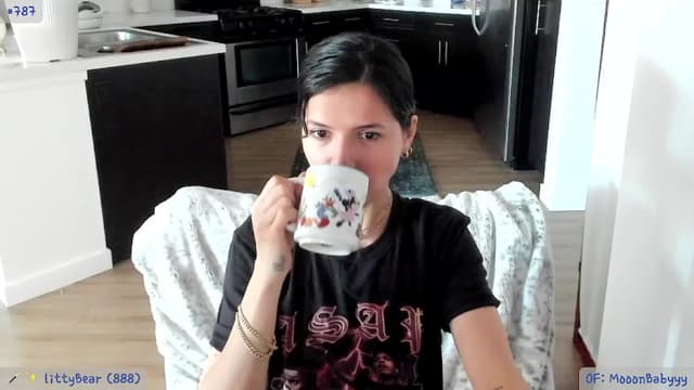 Gallery image thumbnail from litty's myfreecams stream on, 07/02/2024, 03:17 image 8 of 20