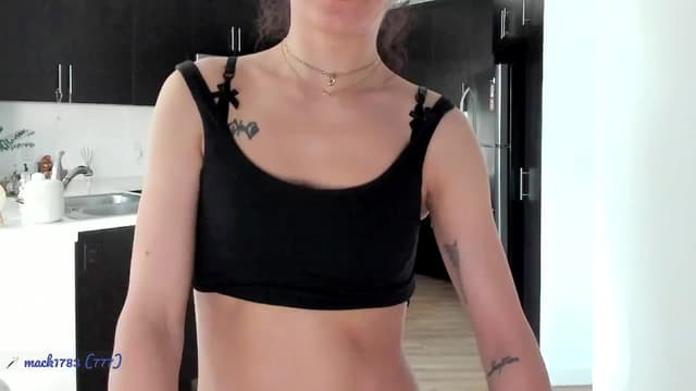 Gallery image thumbnail from litty's myfreecams stream on, 07/14/2024, 01:24 image 15 of 20