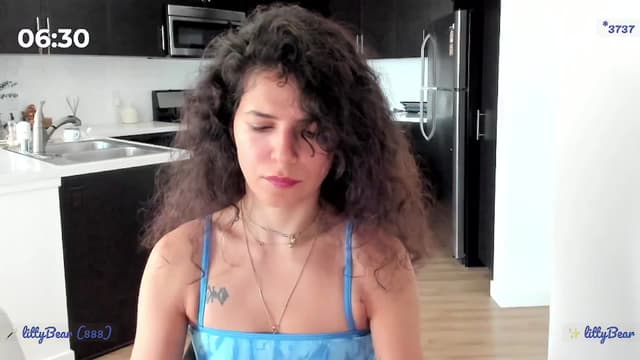 Gallery image thumbnail from litty's myfreecams stream on, 08/05/2024, 23:56 image 17 of 20