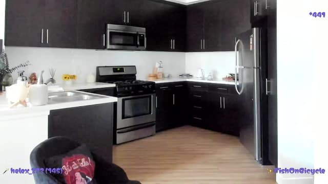Gallery image thumbnail from litty's myfreecams stream on, 08/30/2024, 24:04 image 9 of 20