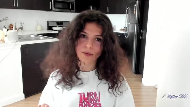 Gallery image thumbnail from litty's myfreecams stream on, 09/13/2024, 24:10 image 14 of 20