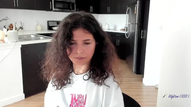 Gallery image thumbnail from litty's myfreecams stream on, 09/13/2024, 24:10 image 16 of 20
