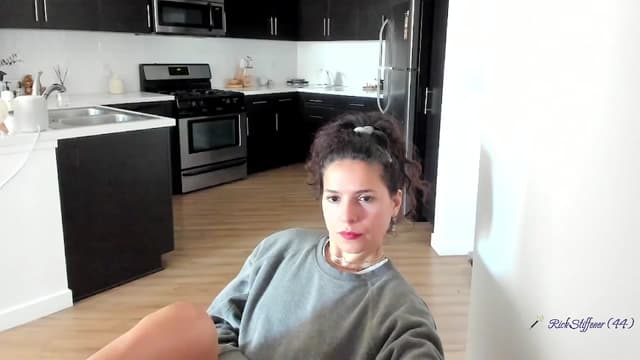 Gallery image thumbnail from litty's myfreecams stream on, 09/17/2024, 06:09 image 13 of 20