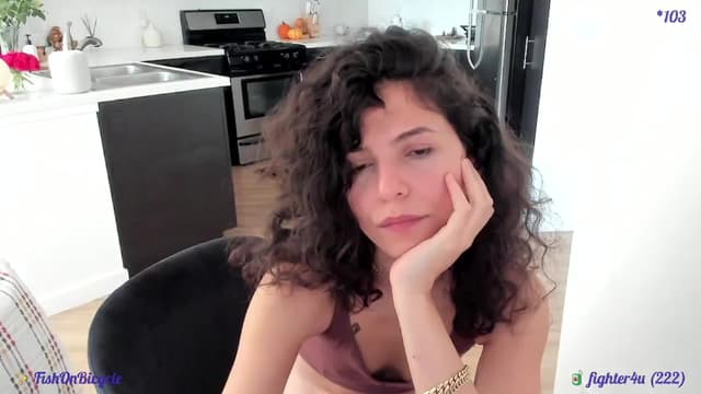 Gallery image thumbnail from litty's myfreecams stream on, 10/03/2024, 23:23 image 18 of 20