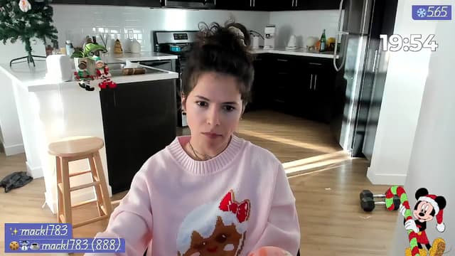 Gallery image thumbnail from litty's myfreecams stream on, 12/18/2024, 24:15 image 20 of 20