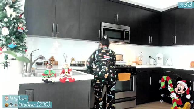 Gallery image thumbnail from litty's myfreecams stream on, 12/26/2024, 24:05 image 11 of 20