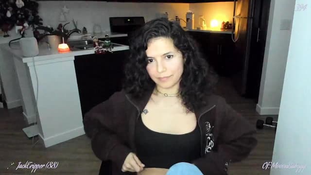 Gallery image thumbnail from litty's myfreecams stream on, 12/28/2024, 04:37 image 14 of 20