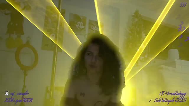 Gallery image thumbnail from litty's myfreecams stream on, 12/31/2024, 06:54 image 17 of 20