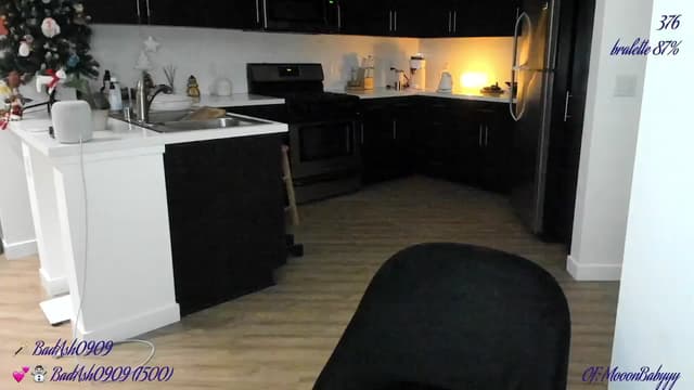 Gallery image thumbnail from litty's myfreecams stream on, 01/07/2025, 04:20 image 18 of 20