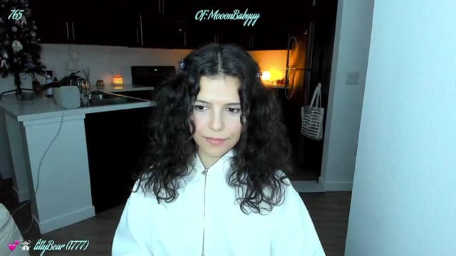 Gallery image thumbnail from litty's myfreecams stream on, 01/18/2025, 03:27 image 9 of 20