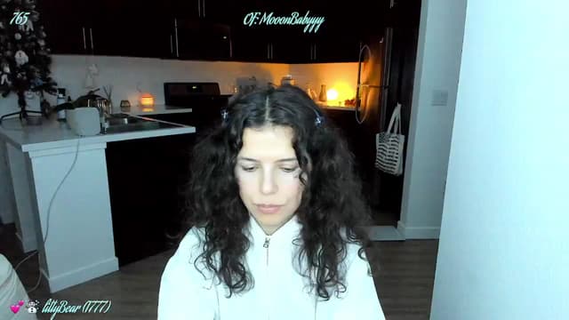 Gallery image thumbnail from litty's myfreecams stream on, 01/18/2025, 03:27 image 8 of 20