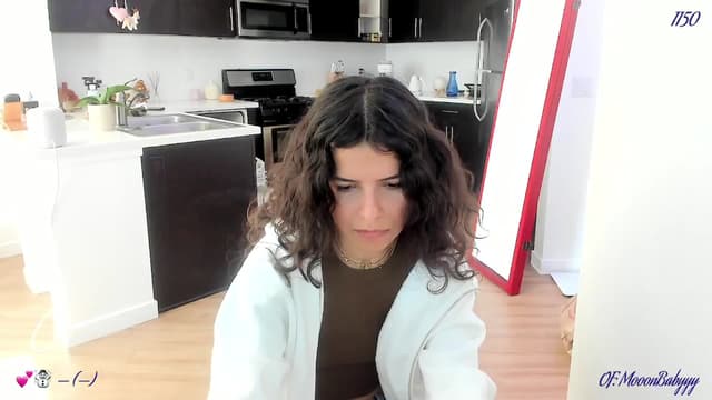 Gallery image thumbnail from litty's myfreecams stream on, 02/10/2025, 04:31 image 2 of 20